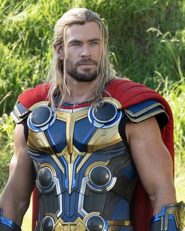Marvel's THOR 5: No Taika Waititi? Fans Outraged Over Changes!
