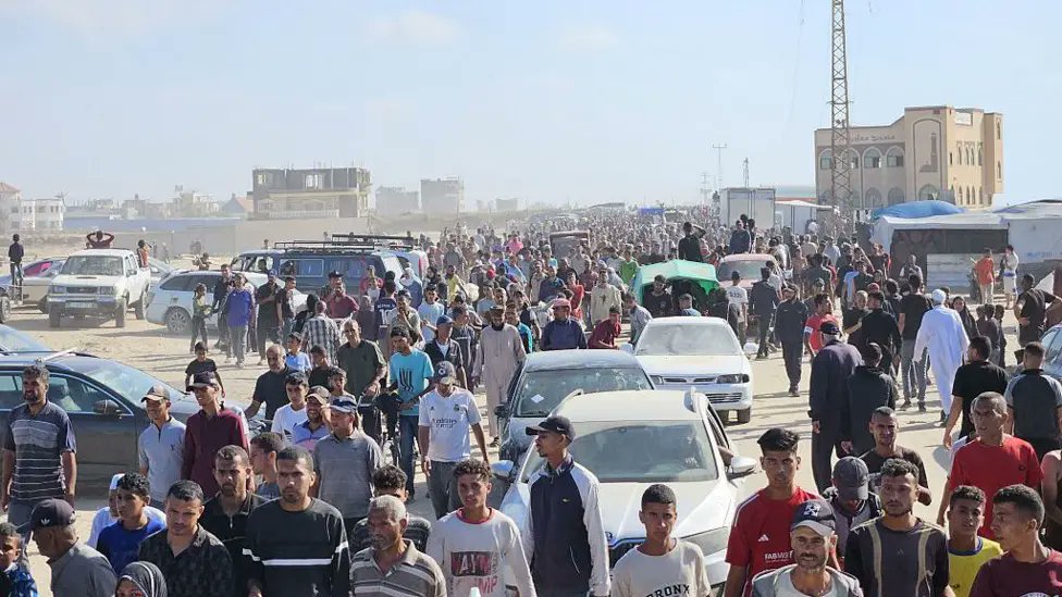 Mass Casualties as Israeli Tanks Target Crowd at Gaza Aid Site!