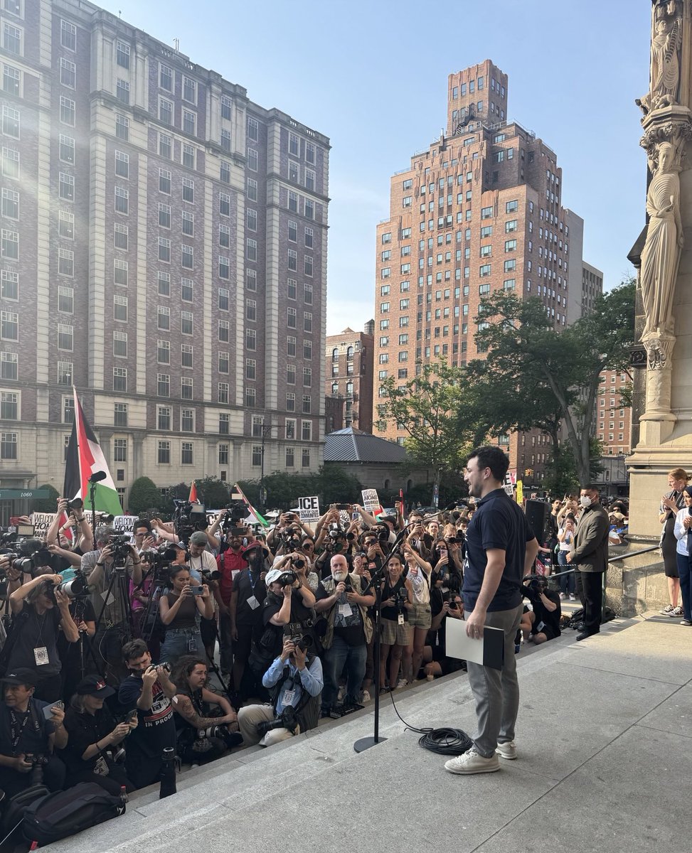 Massive NYC Rally for Mahmoud Khalil Sparks Outrage and Debate!