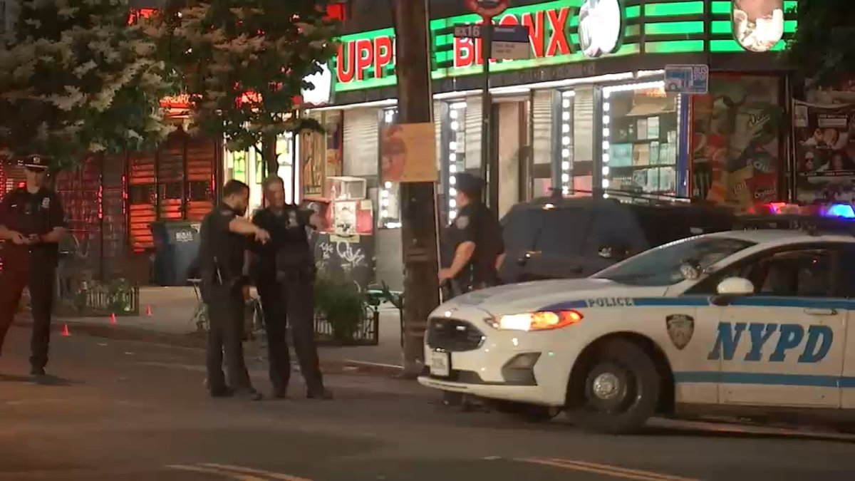 NYPD on the Hunt for Shooter After Deli Shooting Leaves 2 Critical