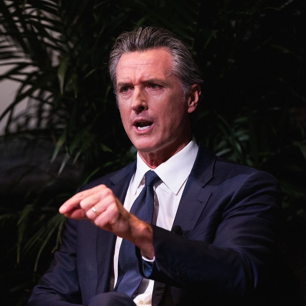 Newsom DEMANDS Trump Rescind Troop Control in California!