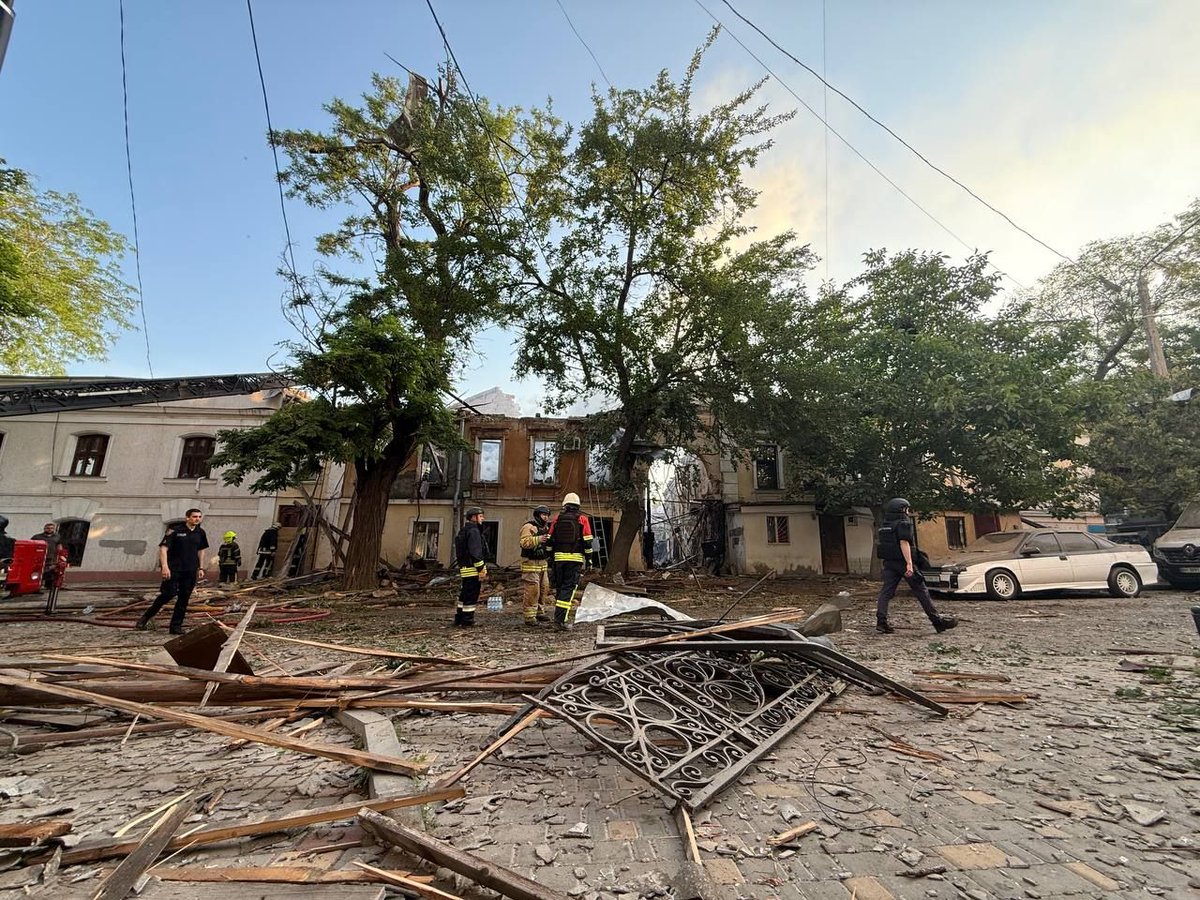 Odesa Under Siege: 13 Injured in Shocking Night of Terror and Chaos!