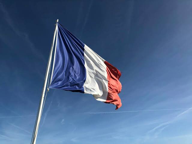 Paris Championship Chaos: 2 Dead, 192 Injured in Wild Celebrations!