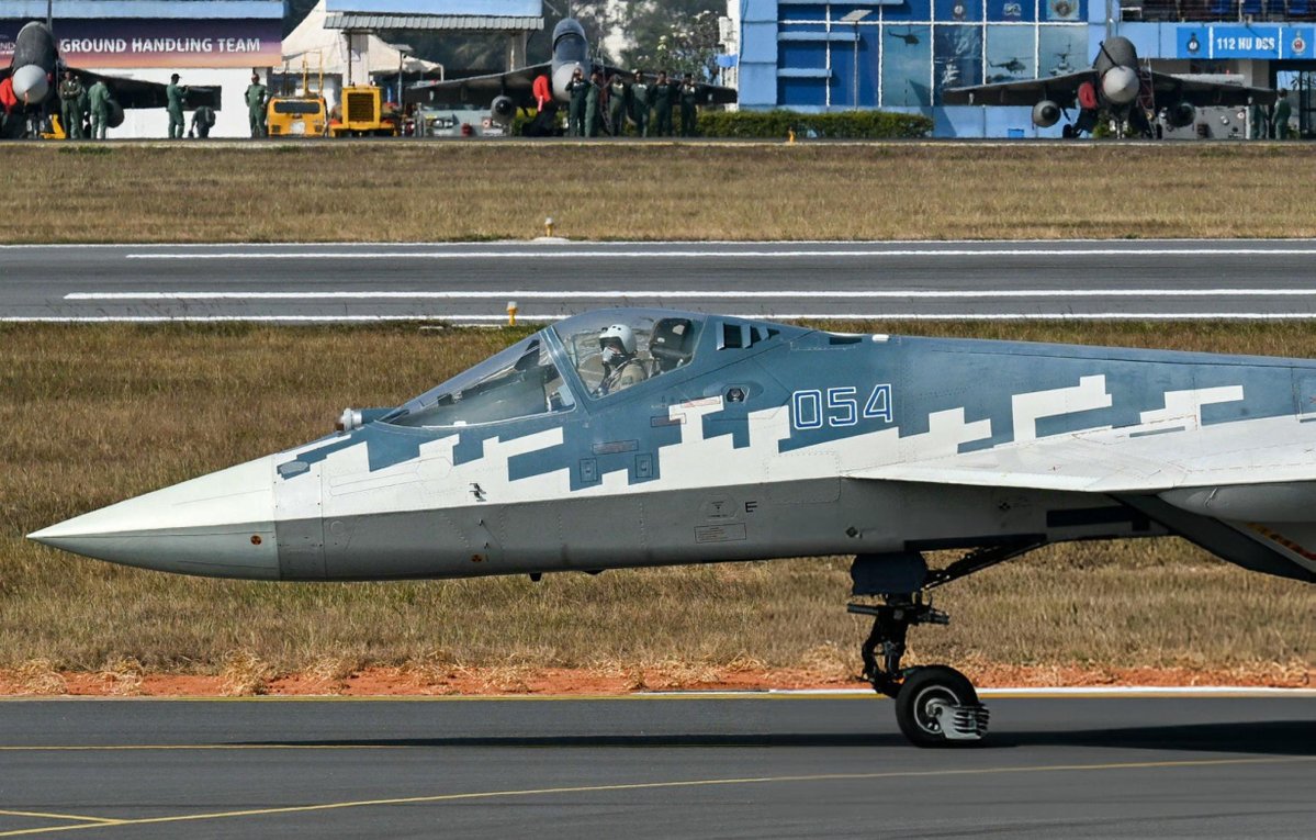 Russia's Shocking Offer to India: Su-57E Joint Production Deal!