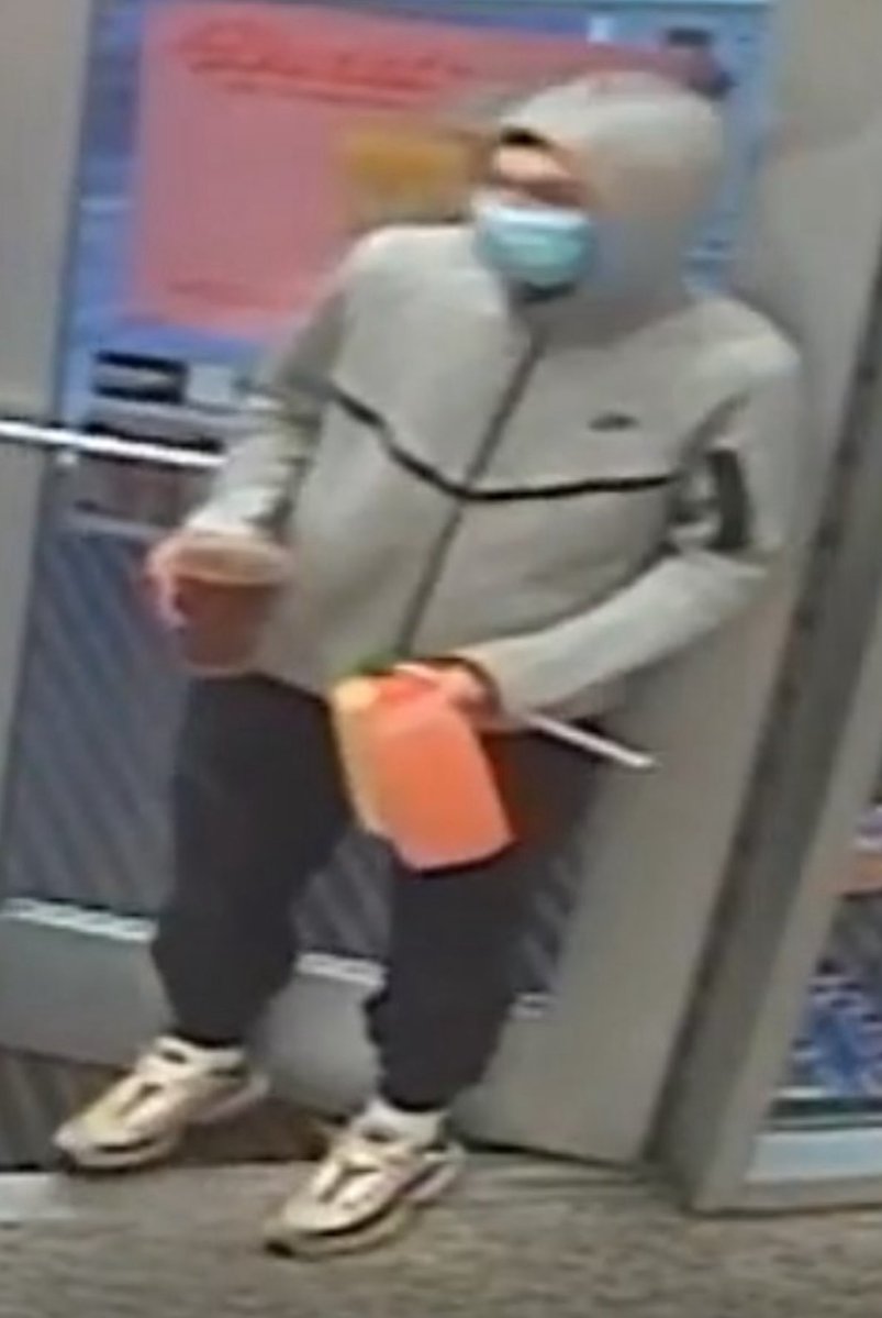 Stolen Credit Card Linked to 21-Car Burglary Spree!  
Accomplice Spotted at Wawa; Suspect Arrested After High-Speed Chase