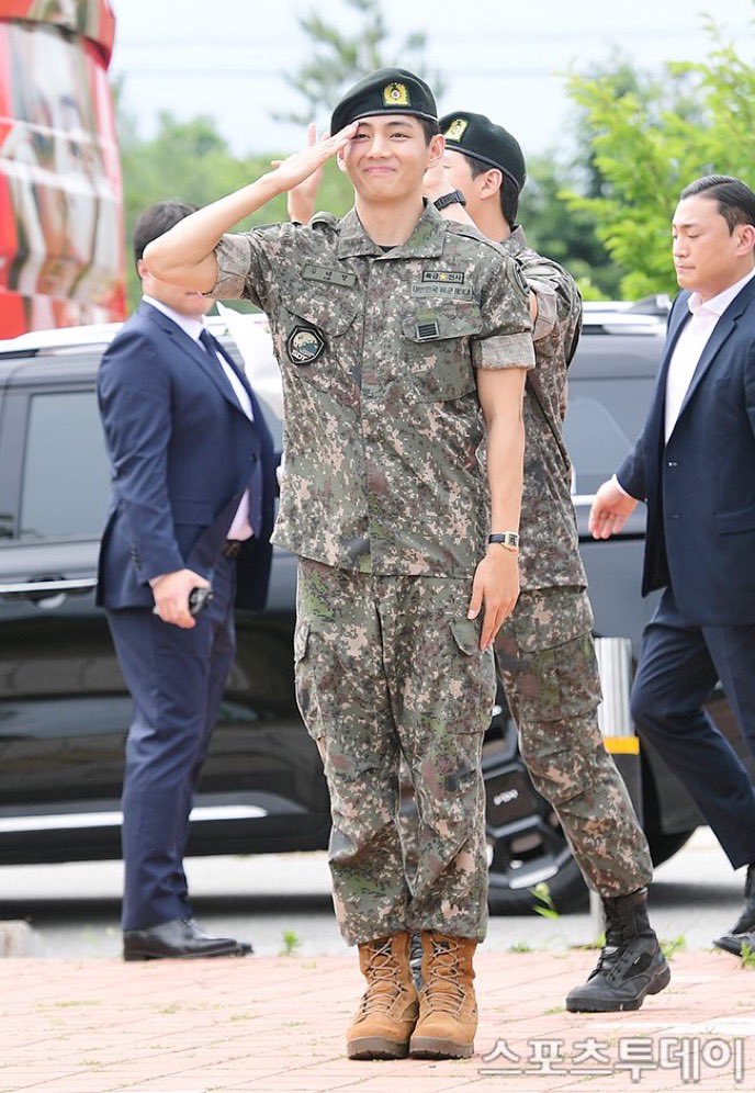 Taehyung Named "Special Warrior": Honor or Dangerous Trend?