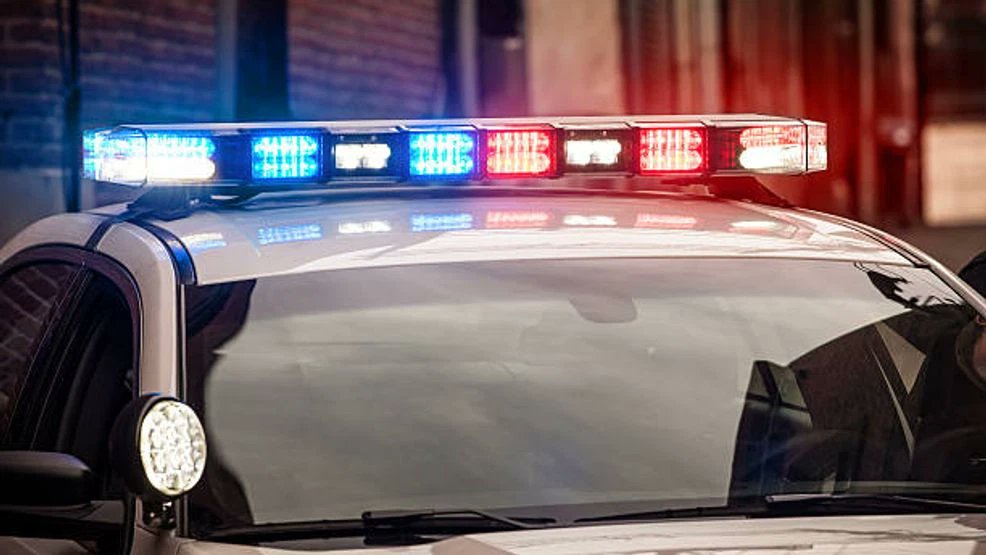 Teen Robbed at Gunpoint by Acquaintance at Woodlawn Lake Park!