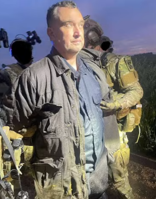 🚨 Vance Boelter Captured Alive After Shooting MN Rep! 🚨
