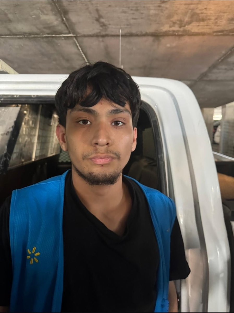Walmart Worker Arrested for Assaulting Border Patrol Agent!
