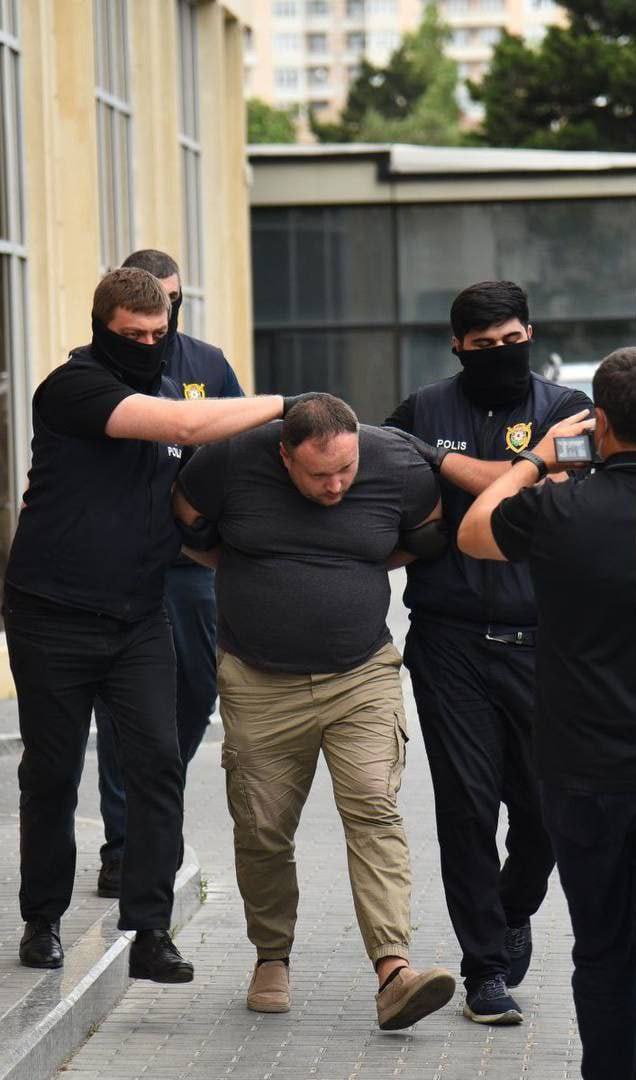 Yekaterinburg Raid Sparks Azerbaijan Police Crackdown on Sputnik