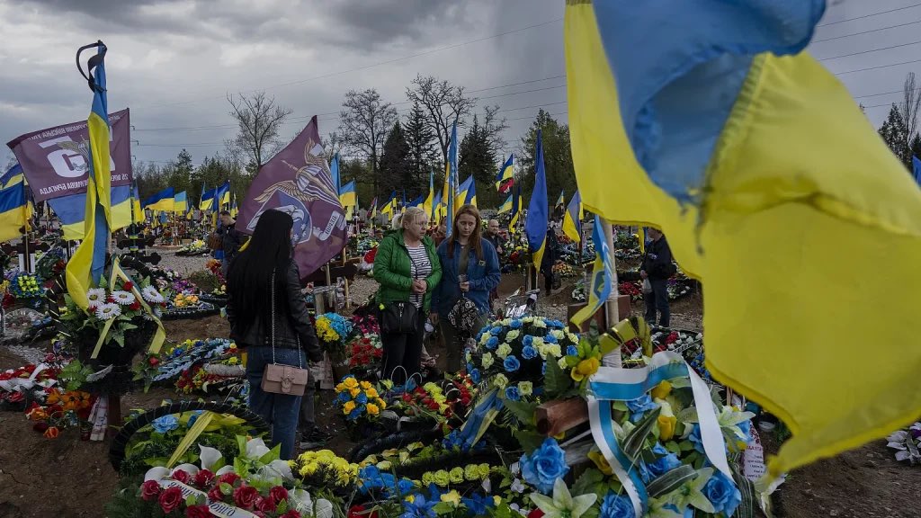 Zelensky Shocks World: Rejects 6,000 Ukrainian Soldiers' Bodies!