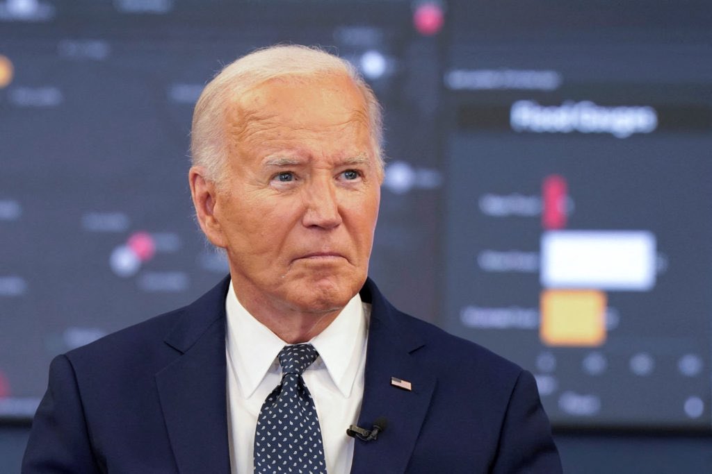 🚨BREAKING: Biden's Autopen Pardons Spark Outrage! —  Biden pardon controversy, autopen signature news, presidential pardon reactions