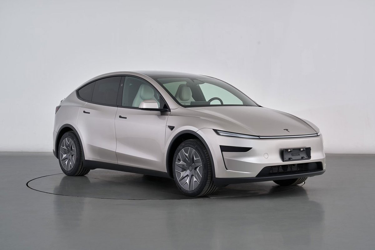BREAKING: Tesla's Model Y L—Is It the Family Car of the Future? —  electric SUV, Tesla Model Y specifications, Tesla stock forecast 2025