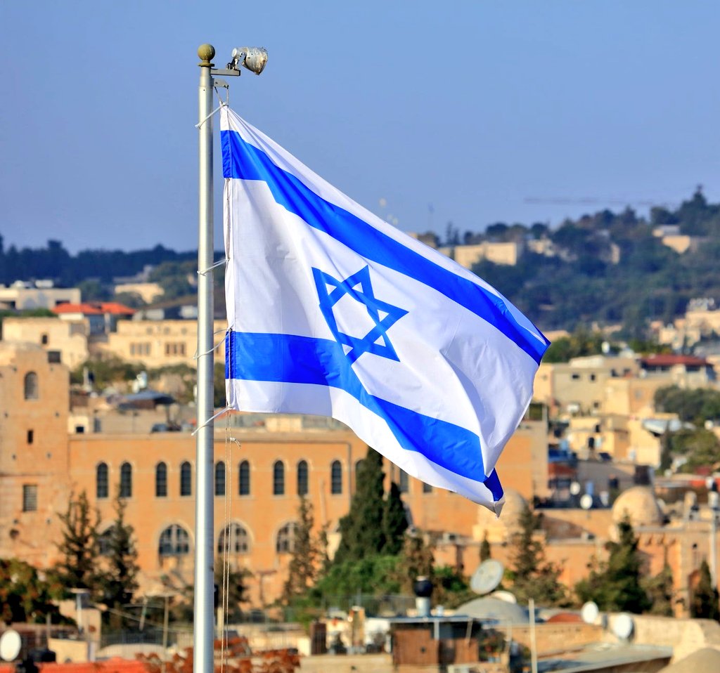 BREAKING: Yemen Launches Hypersonic Missile at Israel Airport!