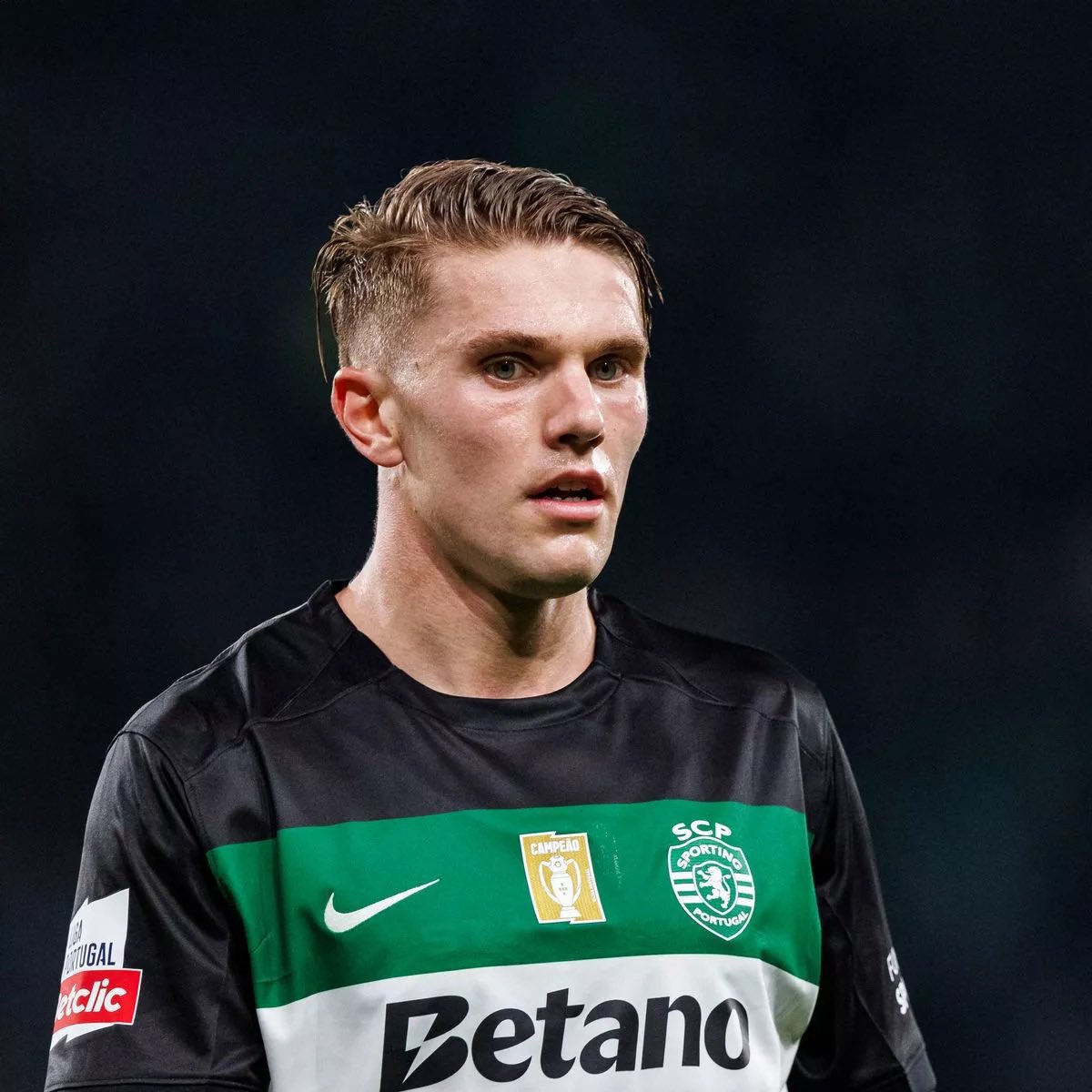 Breaking: Arsenal's Tense Battle for Gyökeres Heats Up! —  Viktor Gyökeres transfer news, Arsenal Sporting Lisbon negotiations, football transfer updates 2025