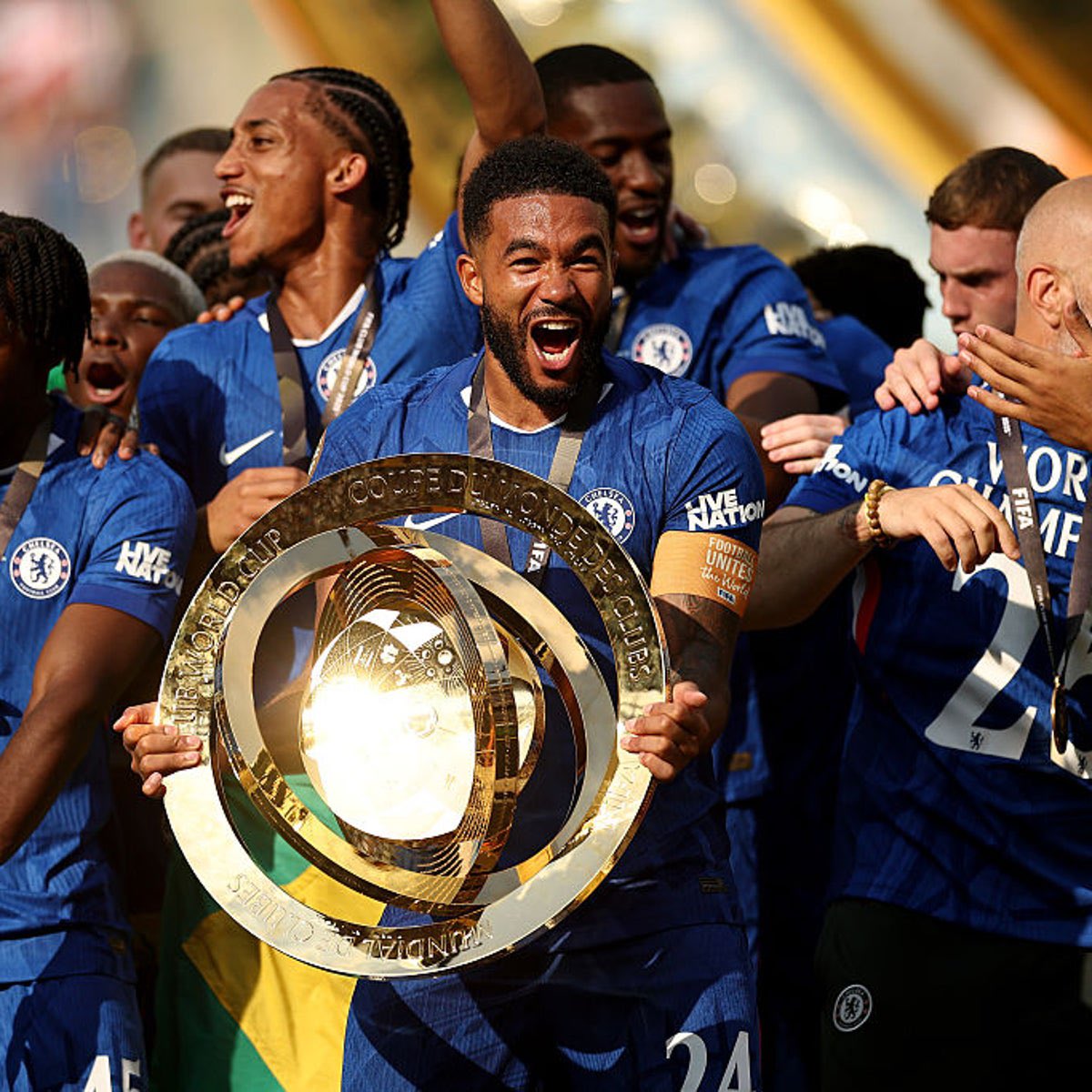 Breaking: Chelsea's Madueke Sparks Arsenal Medal Controversy! —  Breaking Sports News, Chelsea Team Updates, Arsenal Player Insights