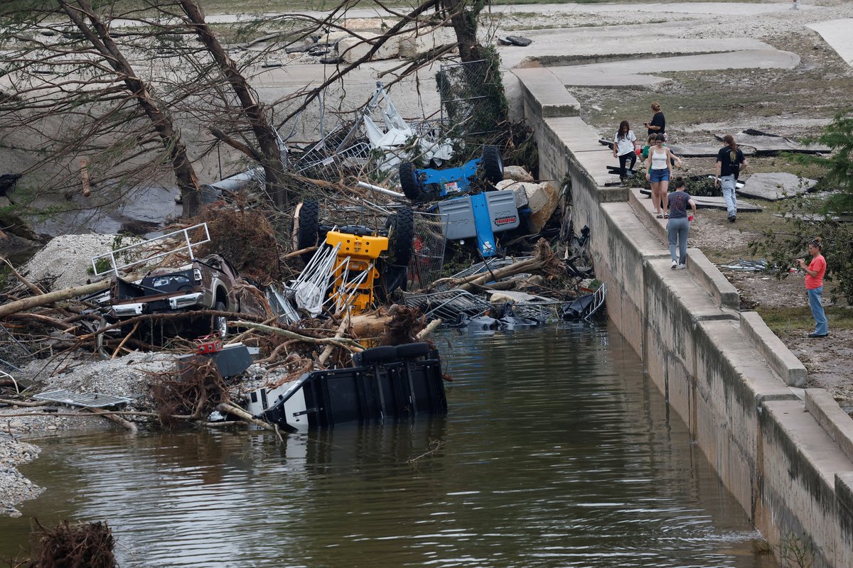 Central Texas Flood Crisis: 51 Dead, 20+ Missing - What Went Wrong?