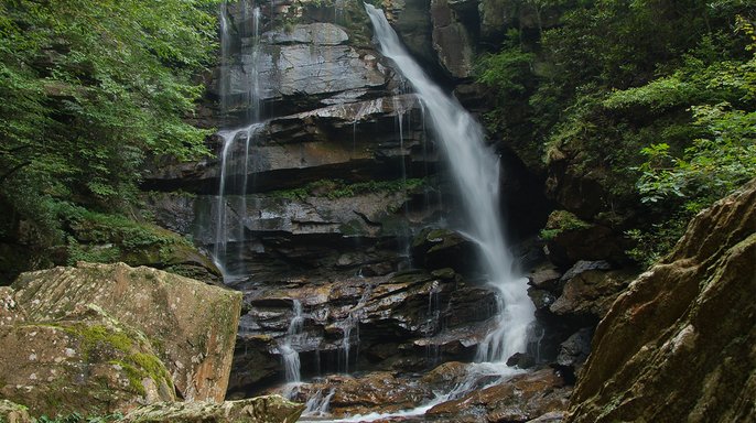 Death - Obituary News: Tragic Fall: Woman Dies Hiking at Big Bradley Falls