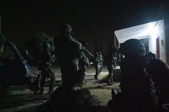 Explosive Arrest: IDF Strikes Iranian Terror Cell in Syria!