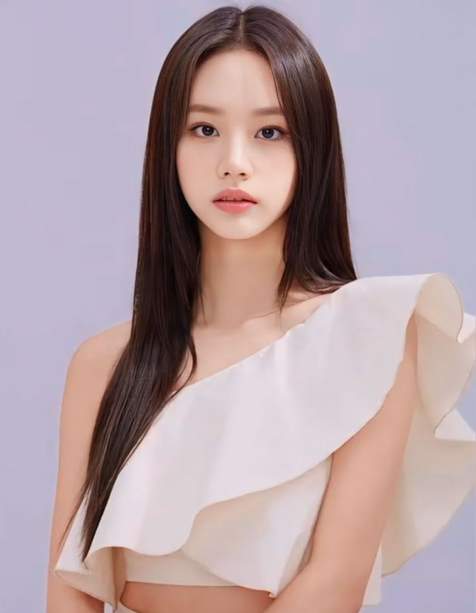 Hyeri and Wootae's Shocking Romance: Label Struggles to Confirm!