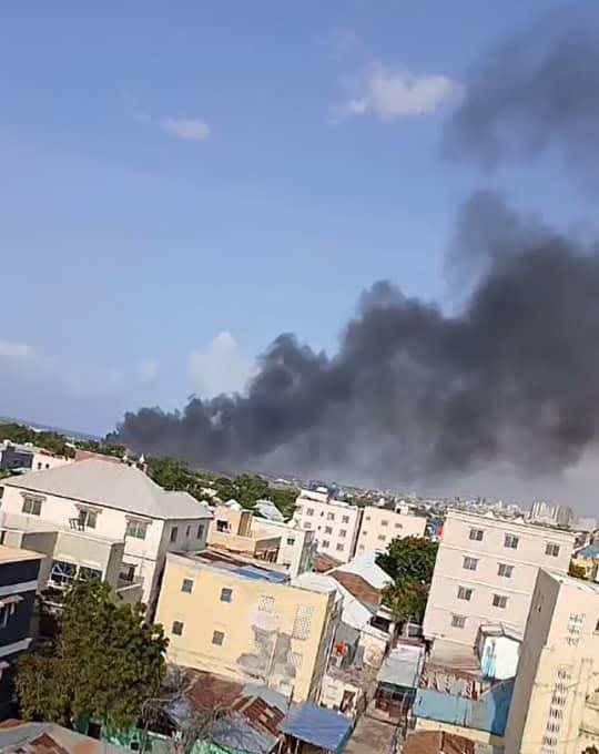 Military Helicopter Crash in Mogadishu: Diplomats' Lives at Risk!