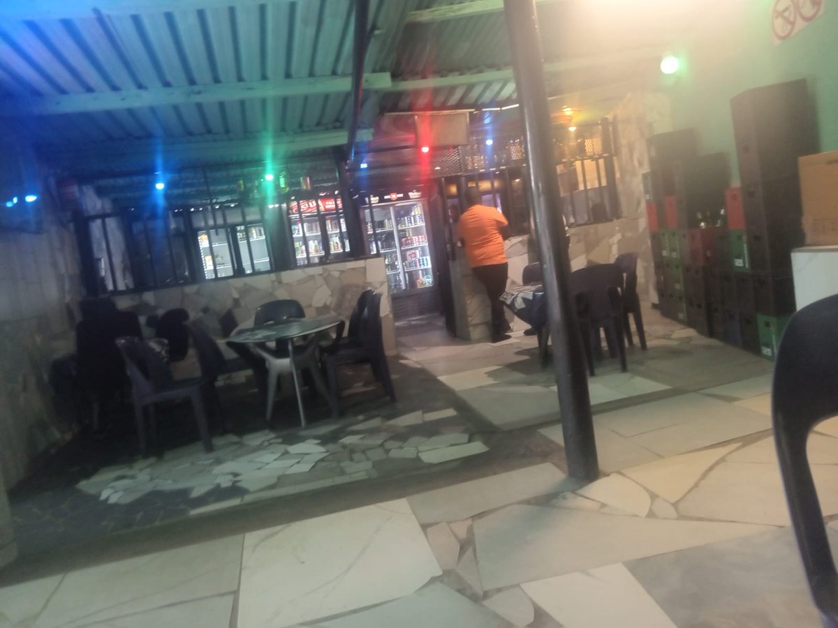 Shock at Organic Market: Killer on the Loose! —  violent robbery news, manhunt updates Alexandra, armed suspect alert 2025