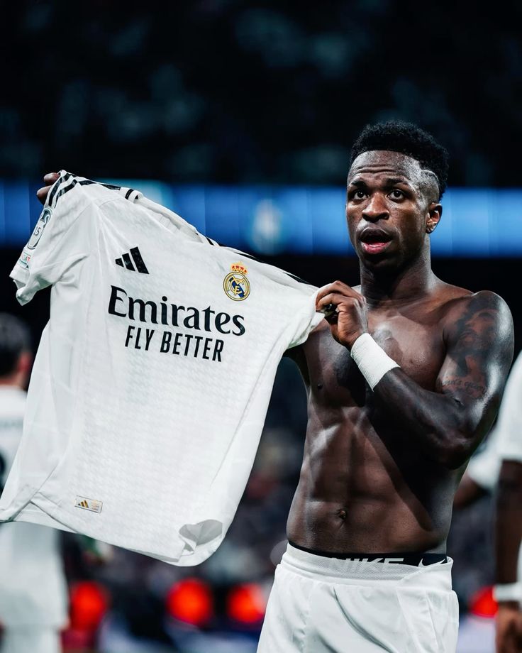 Shocking Stalemate: Vini Jr.'s Future in Jeopardy? —  Vini Jr contract news, Real Madrid transfer updates, football contract negotiations