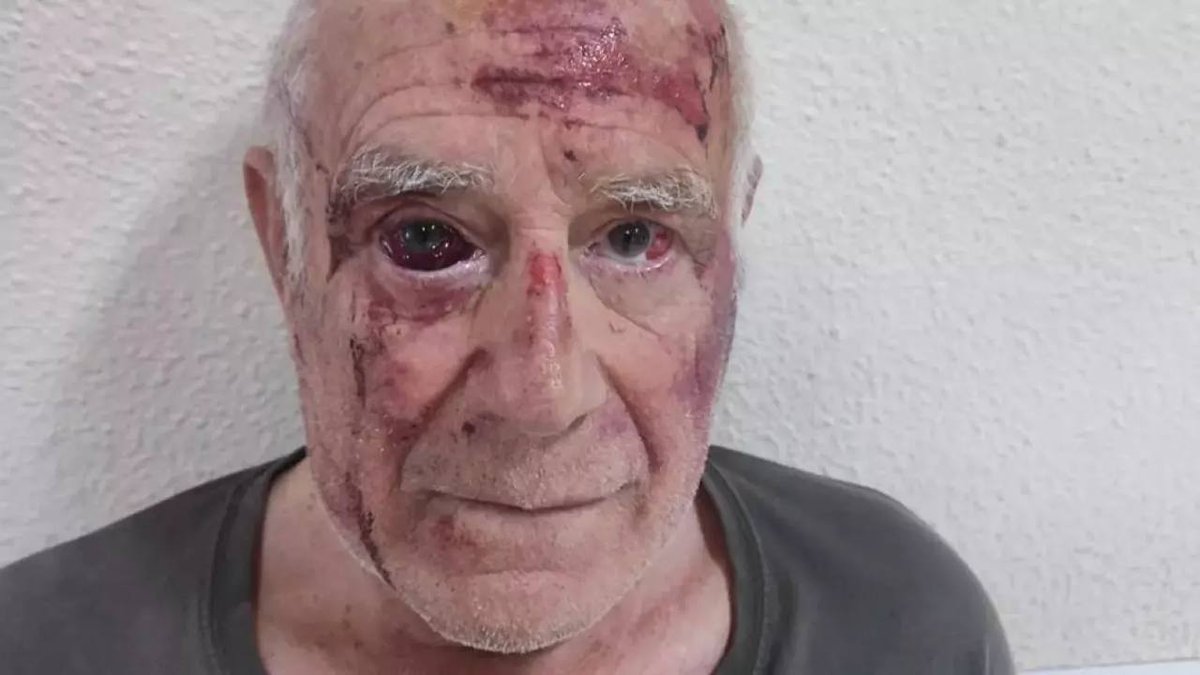 Two Moroccan Immigrants Arrested in Shocking Elderly Attack! —  crime news, immigration arrest, elderly abuse 사건