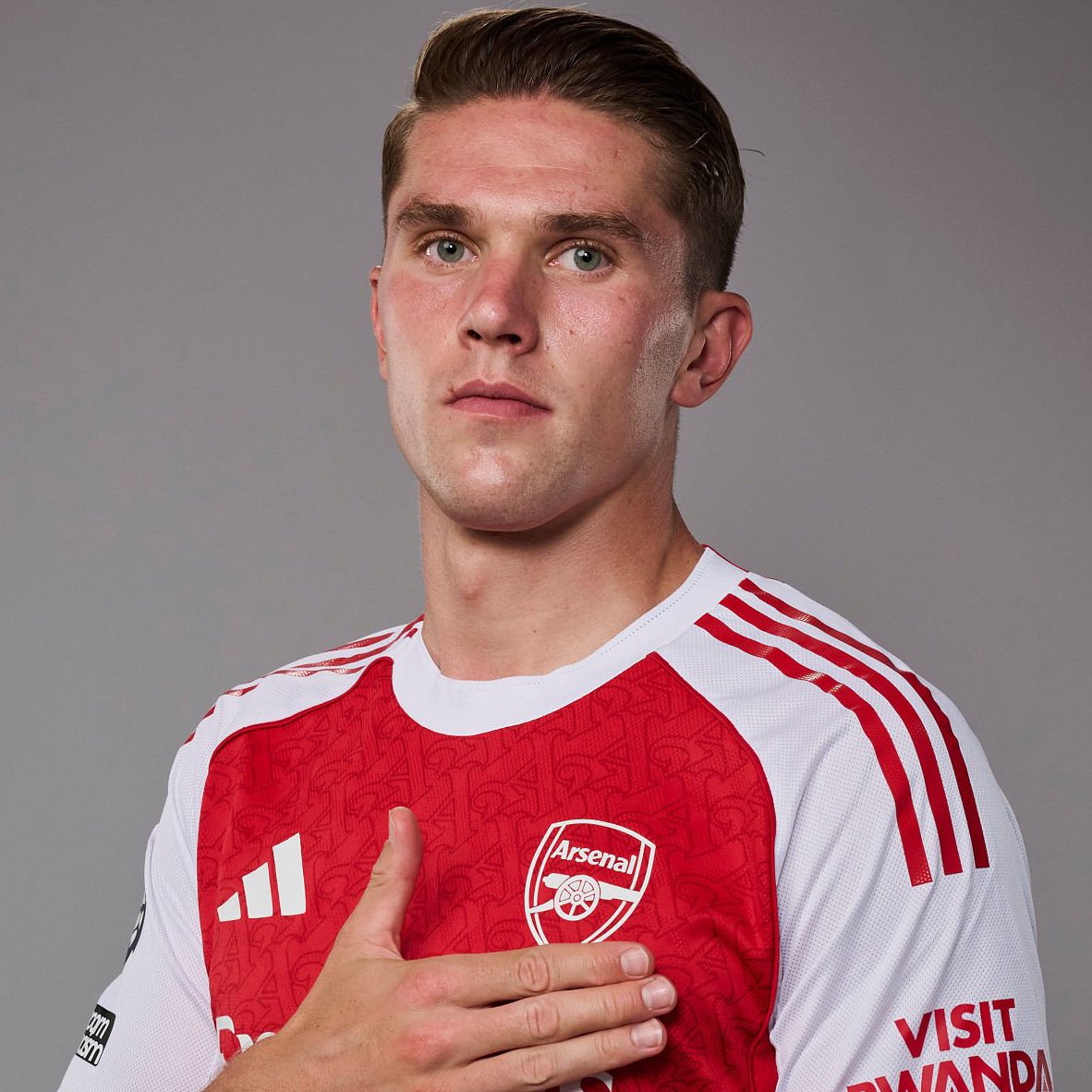 Arsenal Shocks Fans: Gyokeres Takes Over Penalties! —  Arsenal penalty strategy, Viktor Gyokeres penalty record, Bukayo Saka corner kick focus
