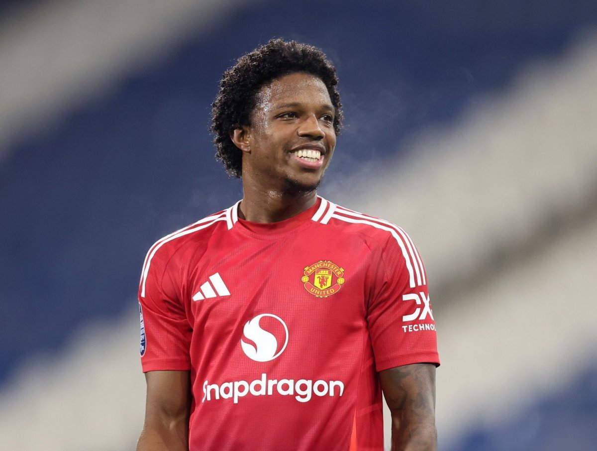 🚨BREAKING: AS Roma's Bold Move for Tyrell Malacia Shocks Fans! —  AS Roma transfer news, Tyrell Malacia left back interest, Besiktas football updates