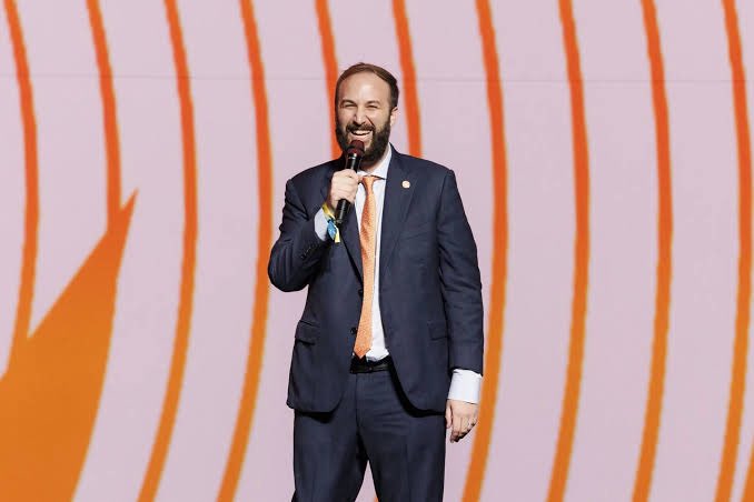 BREAKING: Bailey's Nakamoto Just Snagged $678M in Bitcoin! —  David Bailey Bitcoin investment news, Nakamoto crypto purchase 2025, record Bitcoin acquisition David Bailey