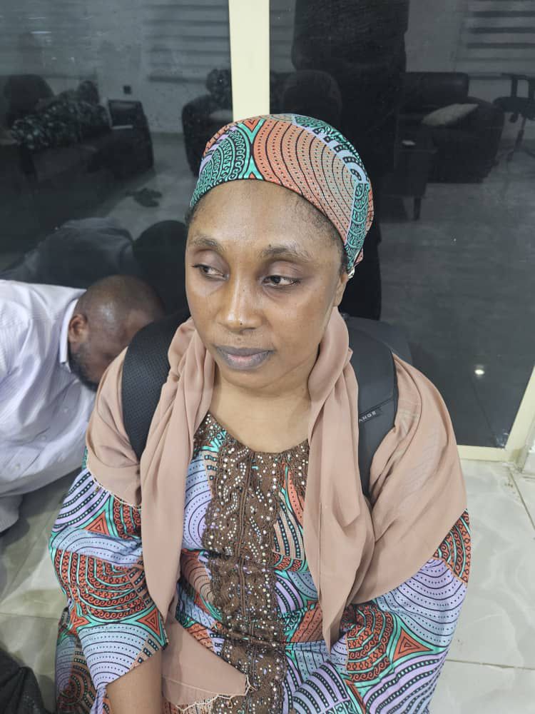 BREAKING: PDP Chairman and INEC Officials Caught Red-Handed! —  Breaking News Iperu Remo, PDP Chairman Arrest Iperu 2025, INEC Officials Cash Seizure