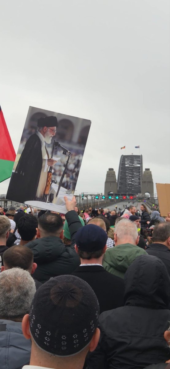 BREAKING: Sydney in Chaos as Islamists Claim the City! —  Islamist protests in Australia, Sydney unrest 2025, Ayatollah influence in Australia