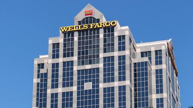 BREAKING: Wells Fargo's $130M Bitcoin ETF Shocker! —  Wells Fargo Bitcoin investment news, $2 trillion asset management trends, Bitcoin ETF market analysis 2025