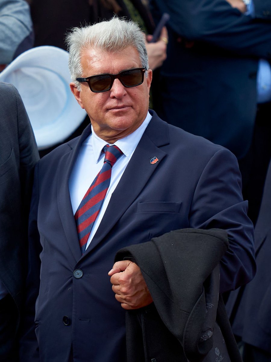Barcelona Execs Risk Personal Wealth in €7M Gamble! —  Dewan direksi Barcelona, tindakan keuangan darurat, eksekutif Barca jaminan bank