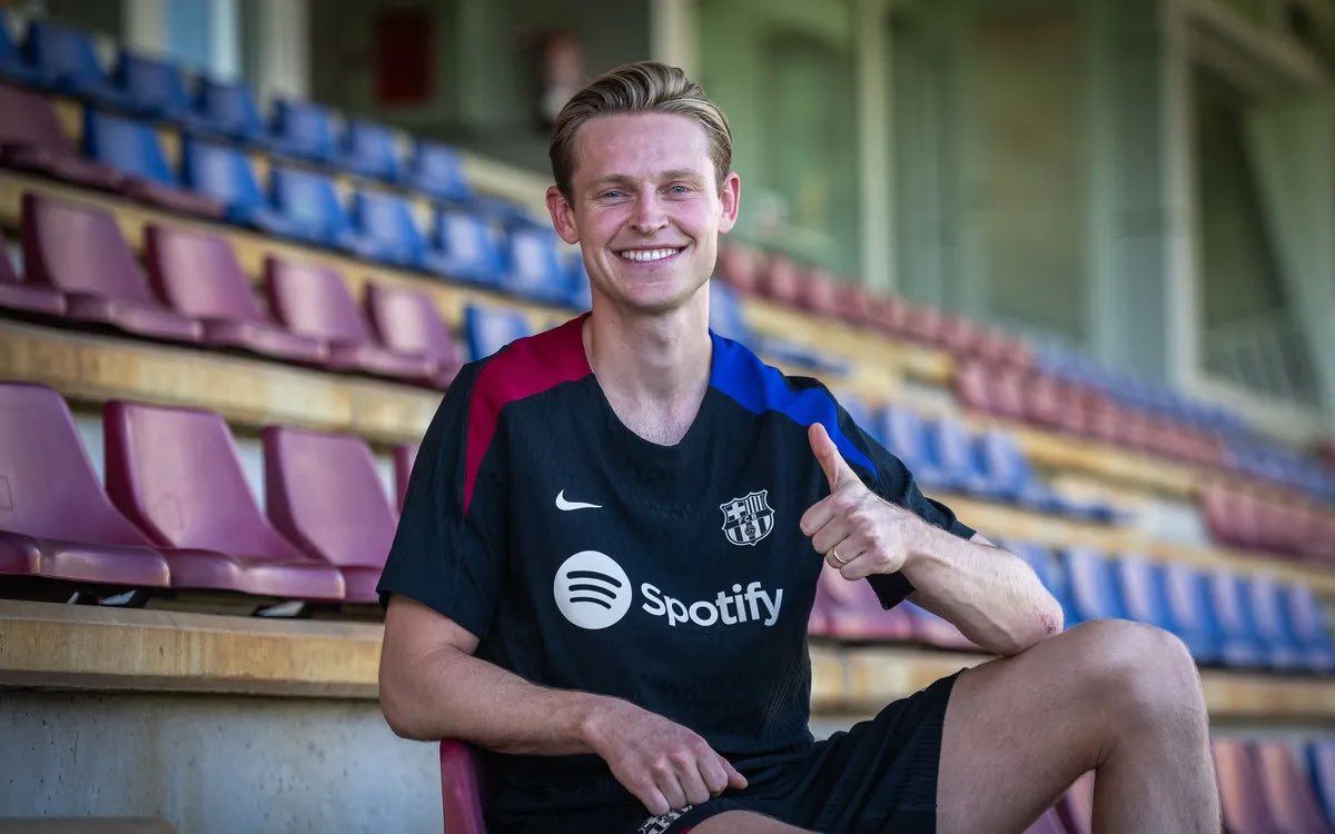 Deco Meets Frenkie's New Agents: Shocking Developments! —  Frenkie de Jong transfer news, Deco meeting updates, FC Barcelona contract negotiations