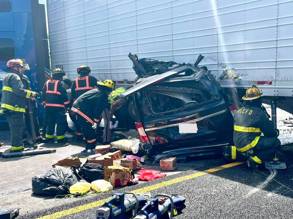 Illegal-Migrant U-Turn Kills 3: Shocking Footage! —  illegal immigrant car accident 2025, reckless driving news 2025, shocking crash footage