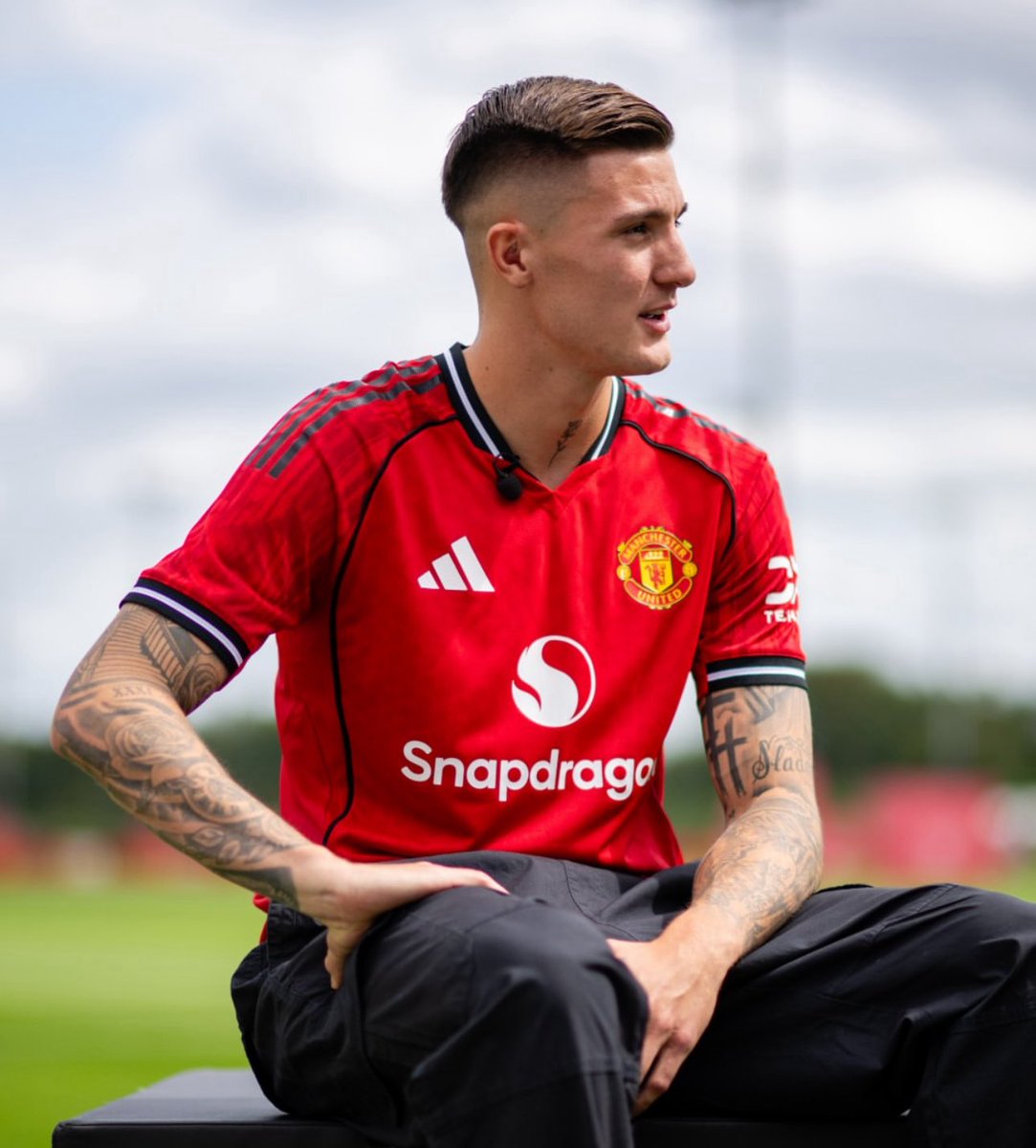 Šeško's Debut Sparks Debate: Arsenal Match Starter? —  Manchester United news, Benjamin Šeško debut, Arsenal vs Manchester United predictions