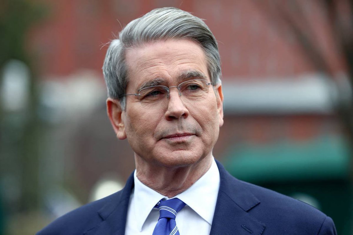 Shock! Treasury Secretary Demands Massive Rate Cuts! —  Federal Reserve interest rate decision, Treasury Secretary Bessent economic policy, interest rate cuts impact 2025