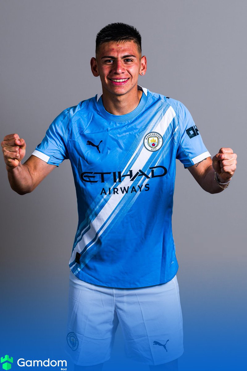 Shocking Twist: Dortmund Targets Young Star Echeverri! —  Borrusia Dortmund transfer news, Claudio Echeverri loan offer, football buy option deals 2025