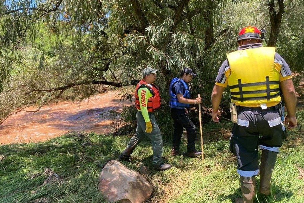 Tragedia en Arandas: mujer muere en volcadura de raizer