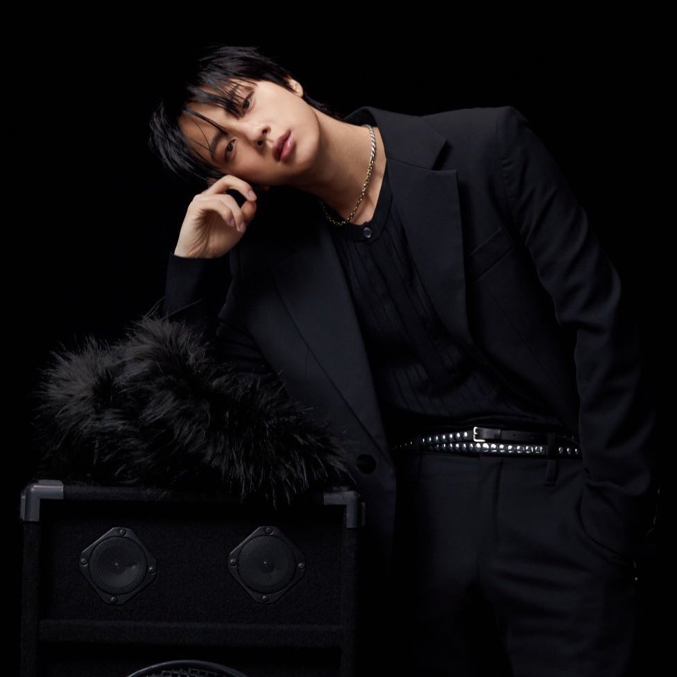 Why K-Pop's 2025 Streaming Records Are Shocking Fans! —  Most Popular K-pop Songs 2025, Top K-pop Tracks on Spotify, K-pop Streaming Records 2025