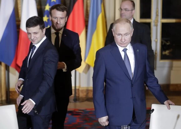Путин предложил встречу с Зеленским в Москве: подробности