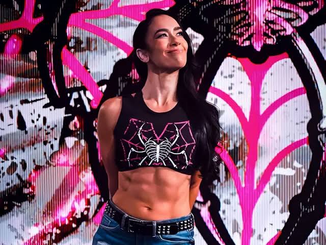 AJ Lee'nin WWE ile Yepyeni Bir Macerası Başlıyor! —  AJ Lee güncel haberler, WWE kadın güreşçileri, Profesyonel güreş AJ Lee