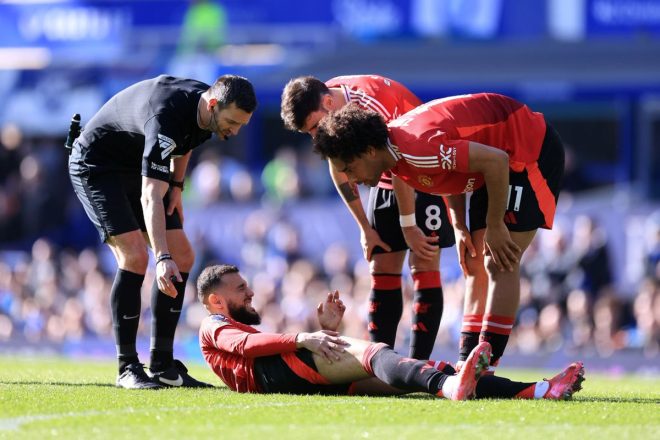 BREAKING: Man Utd's Mazraoui Injury Sparks Outrage Among Fans!