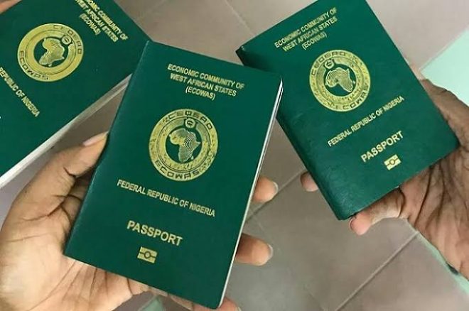 BREAKING: Niger Rejects ECOWAS Passport, Bars Nigerians!