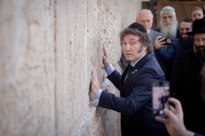 Breaking: Argentina to Declare Mourning for Released Israeli Hostages!