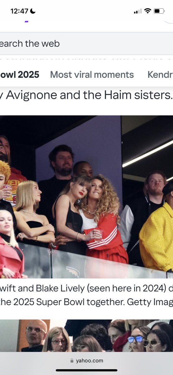 Death in Hollywood: Taylor Swift Booed Without BFF Blake Lively