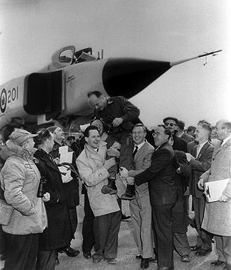 Death of Janusz Zurakowski, Avro Arrow Test Pilot, at 89