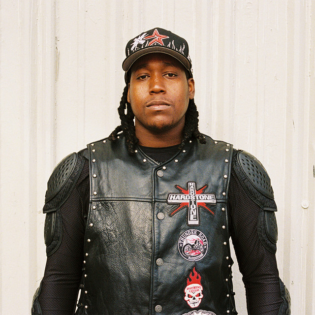 Don Toliver's "LV Bag" Sparks Outrage with Record-Setting Debut!